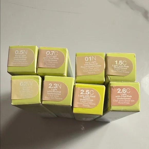 Kosas Revealer Concealer - multiple shades available - Picture 2 of 3